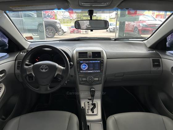 TOYOTA COROLLA 1.8 XLI 16V FLEX 4P AUTOMÁTICO